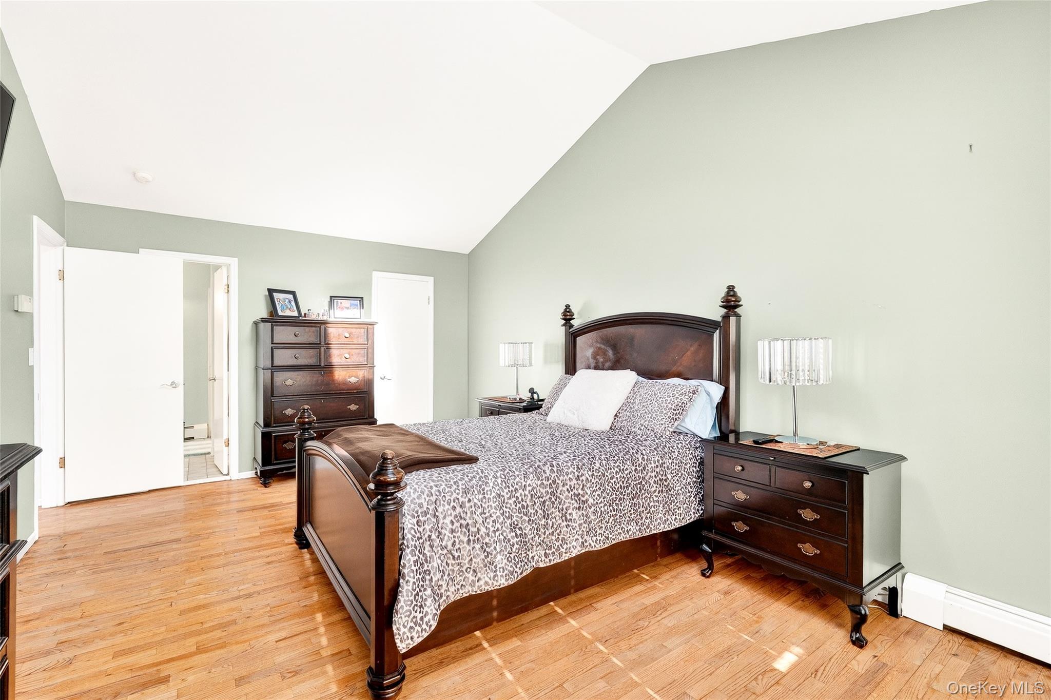 8 Lynch Court, Garnerville, NY 10923