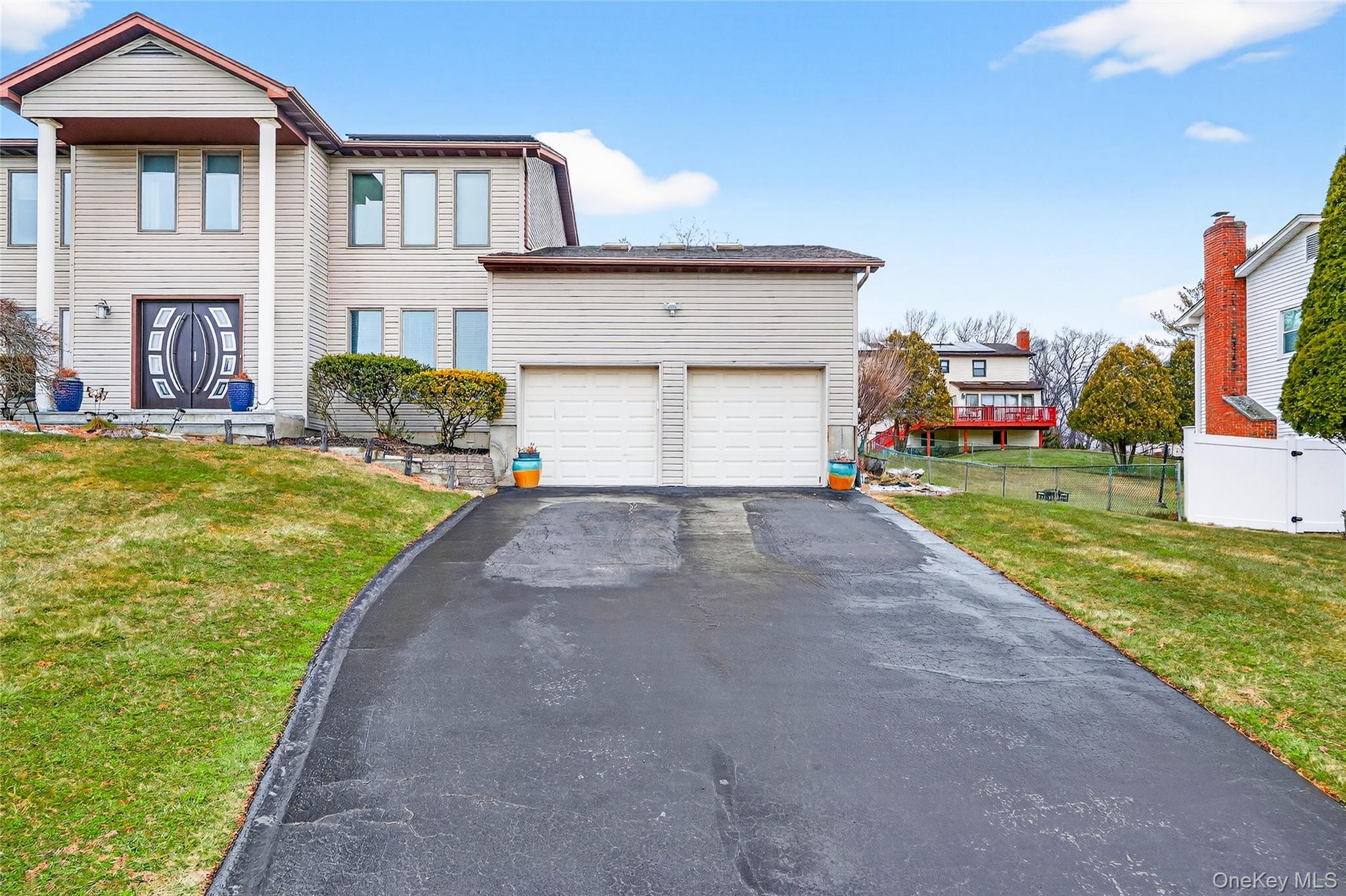 8 Lynch Court, Garnerville, NY 10923