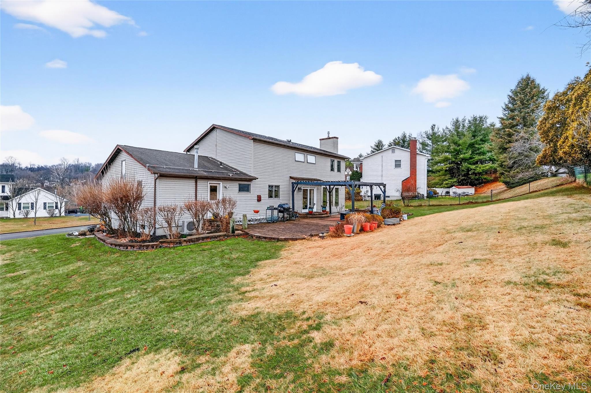 8 Lynch Court, Garnerville, NY 10923