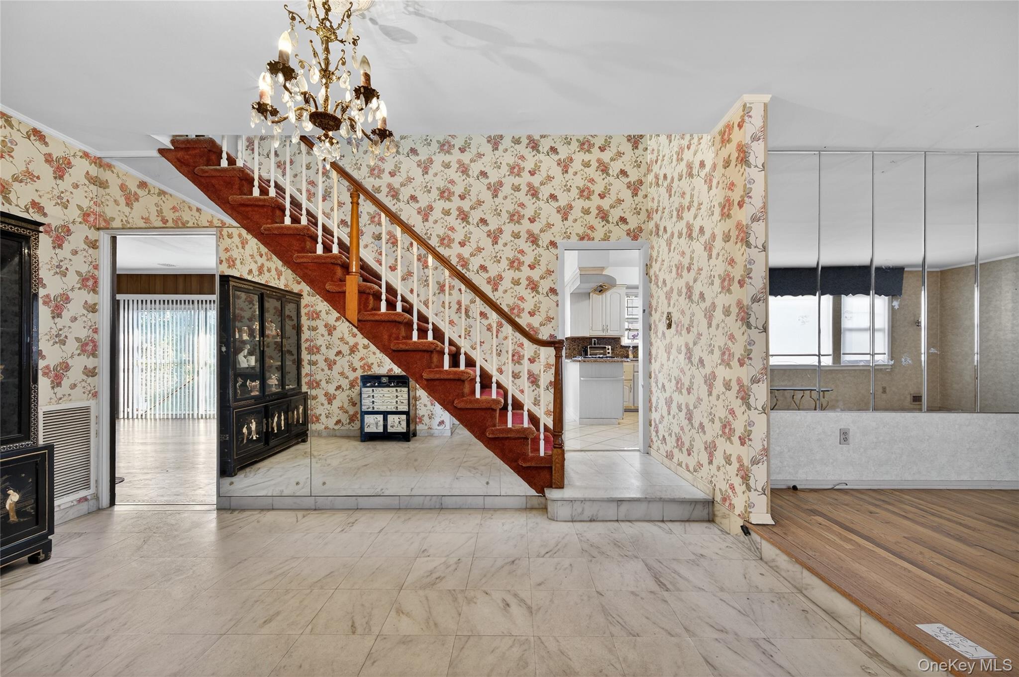 100 Birch Hill Drive, Albertson, NY 11576