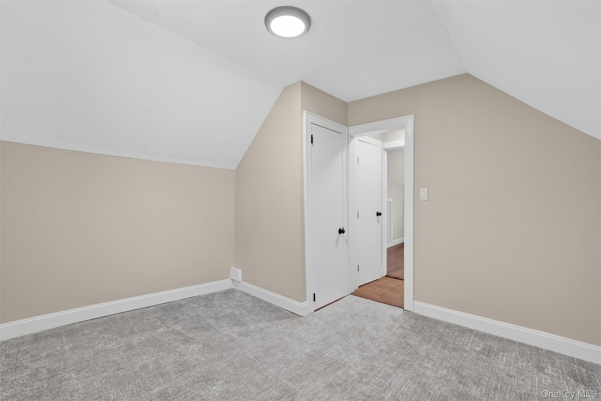 94 Jervis Road, Yonkers, NY 10705