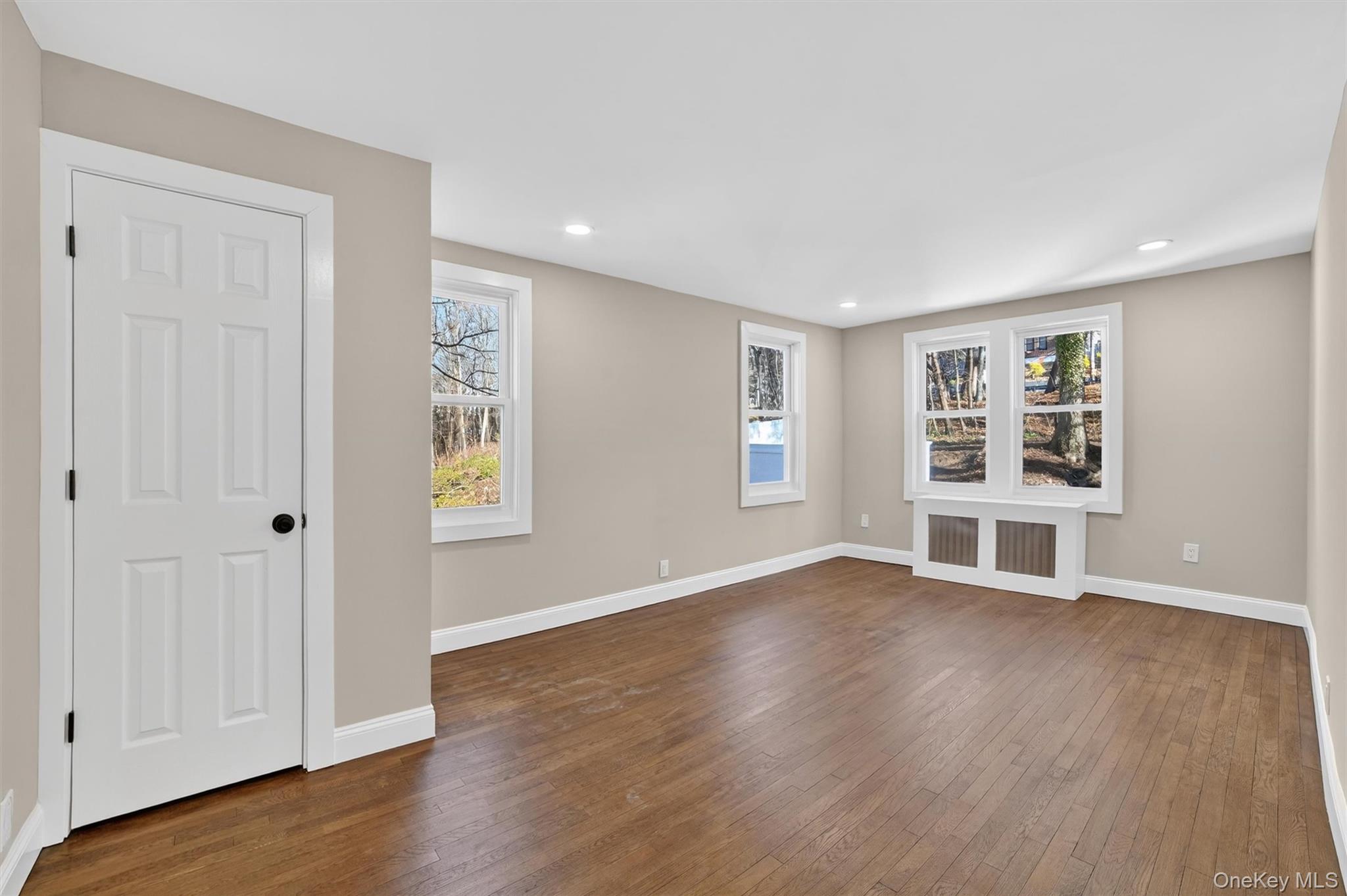 94 Jervis Road, Yonkers, NY 10705