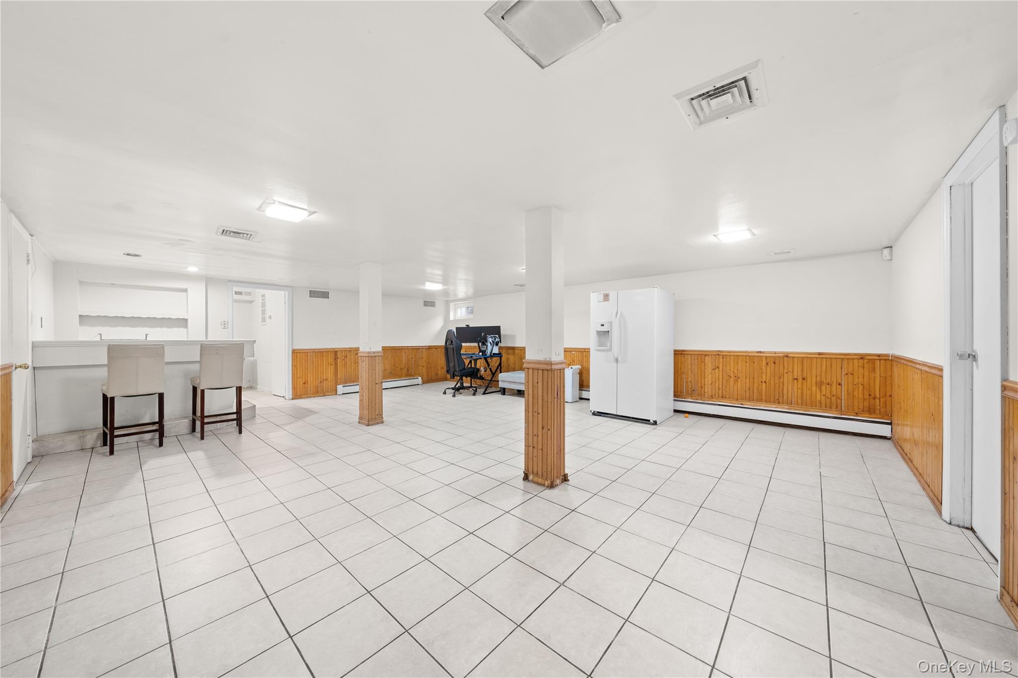 831 Dean Drive, Baldwin, NY 11510