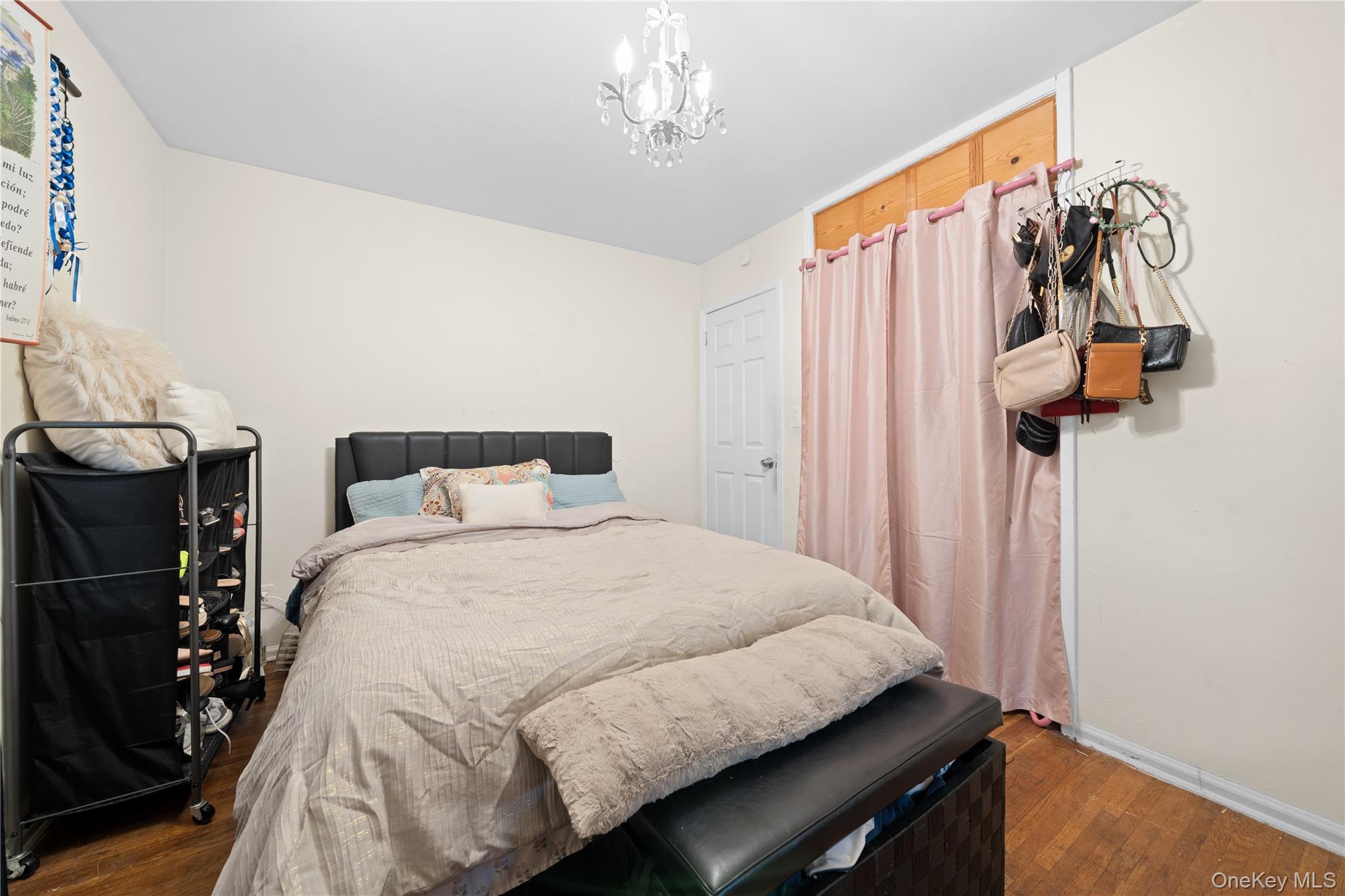 831 Dean Drive, Baldwin, NY 11510