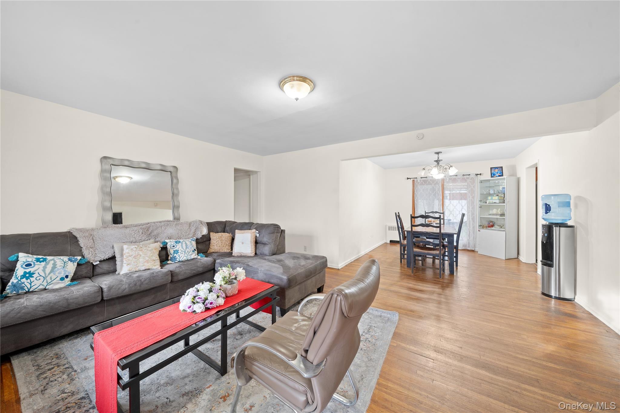 831 Dean Drive, Baldwin, NY 11510