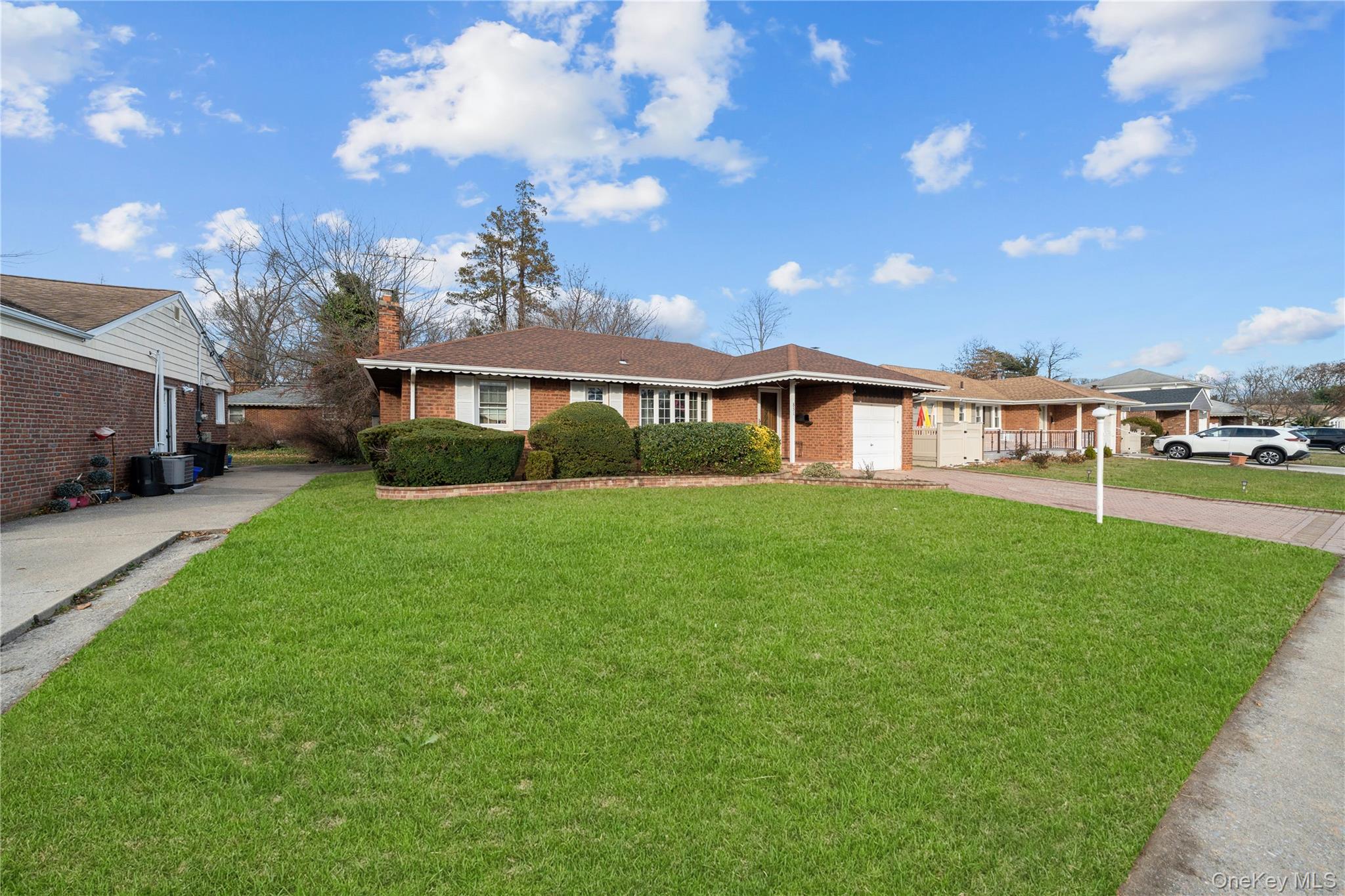 831 Dean Drive, Baldwin, NY 11510