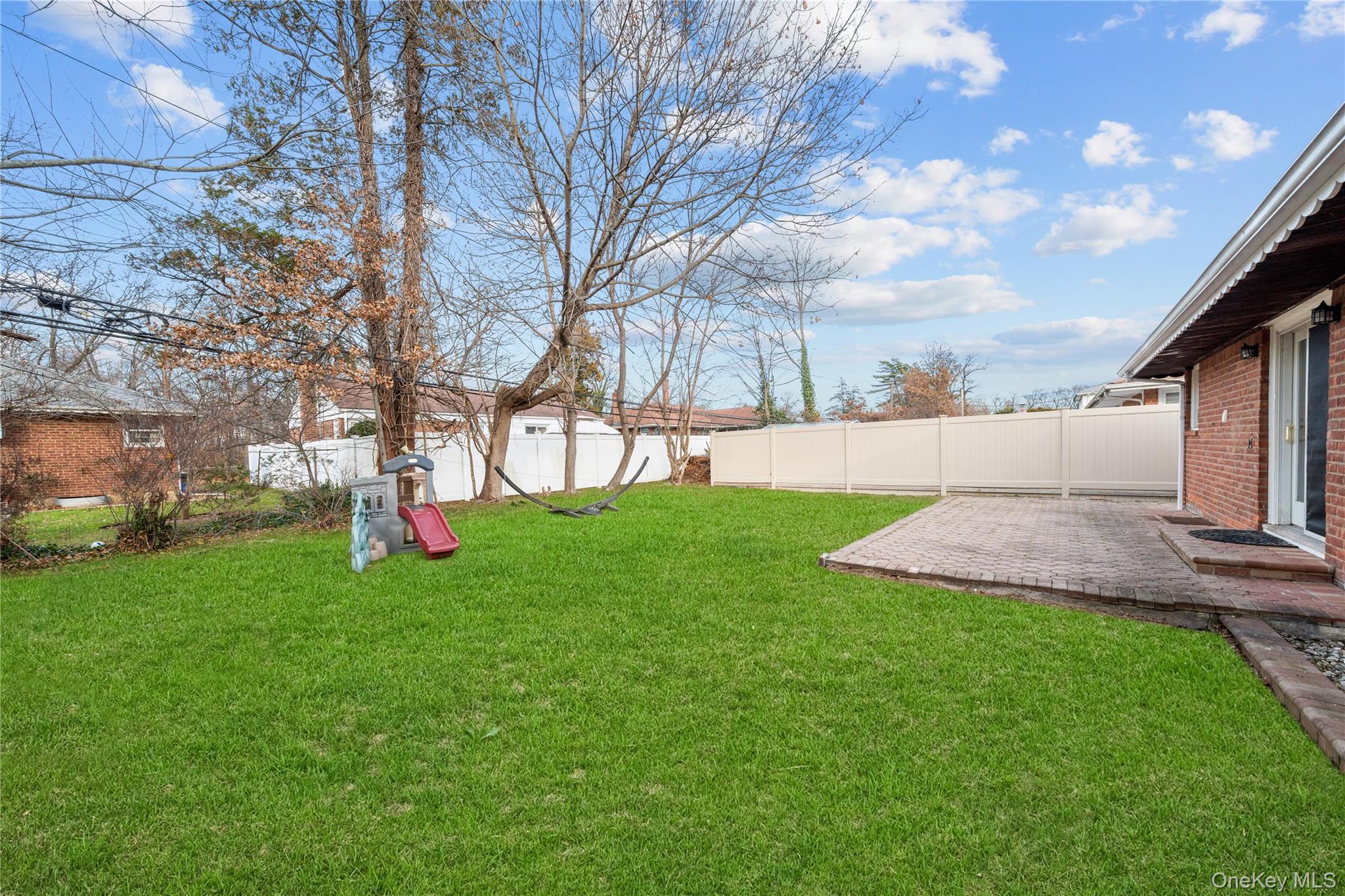 831 Dean Drive, Baldwin, NY 11510