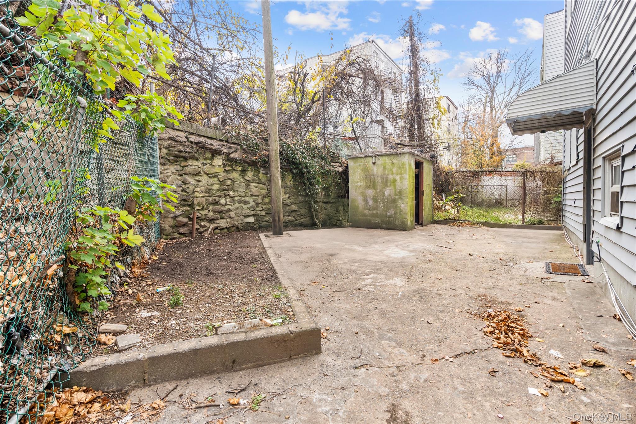 28-32 Van Cortlandt Park Avenue, Yonkers, NY 10705