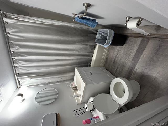 15 Canterbury Road # A3, Great Neck, NY 11021