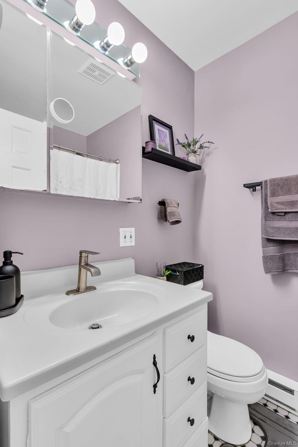 3408 Chelsea Cove S, Hopewell Junction, NY 12533