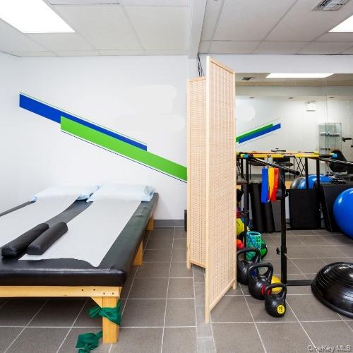 86-20 Jamaica Avenue, Woodhaven, NY 11421