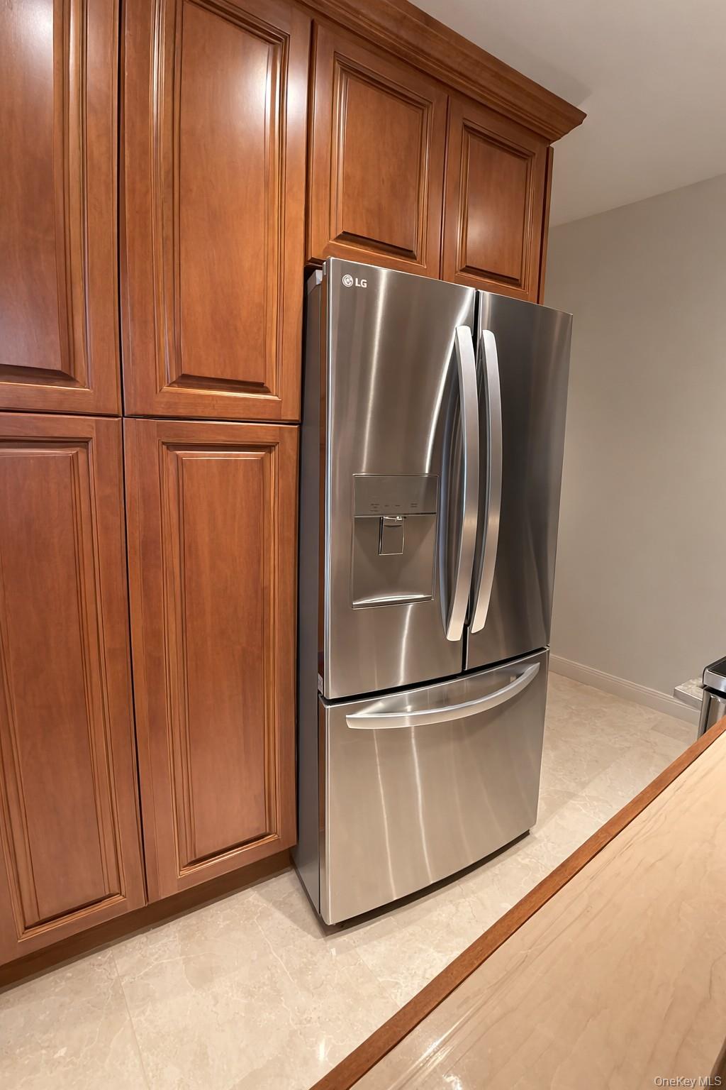 90 Rodeo Drive, Oyster Bay Cove, NY 11791