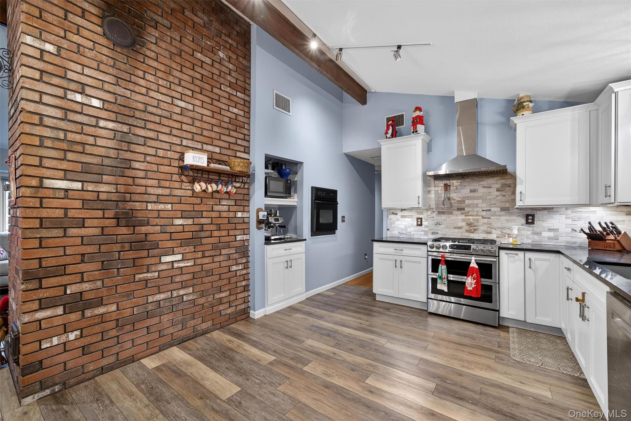 65 Bailey Road, New Hampton, NY 10958