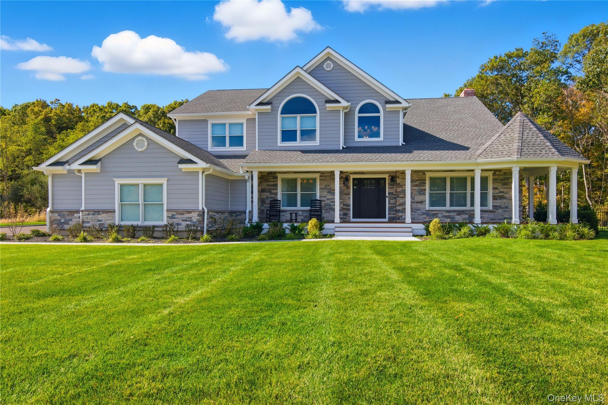 2 Ashley Court, Northport, NY 11768