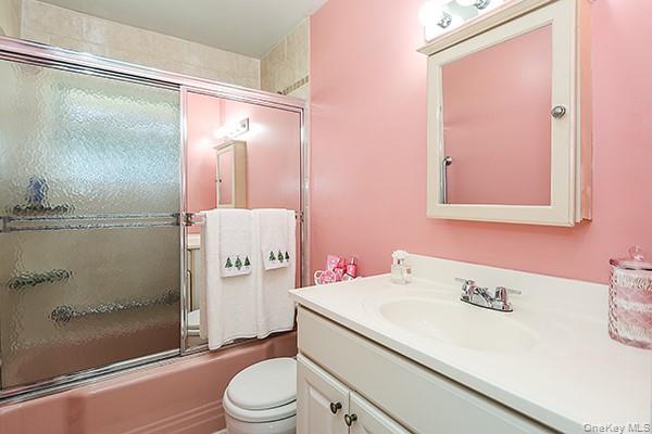 12 E Millpage Drive, Bethpage, NY 11714