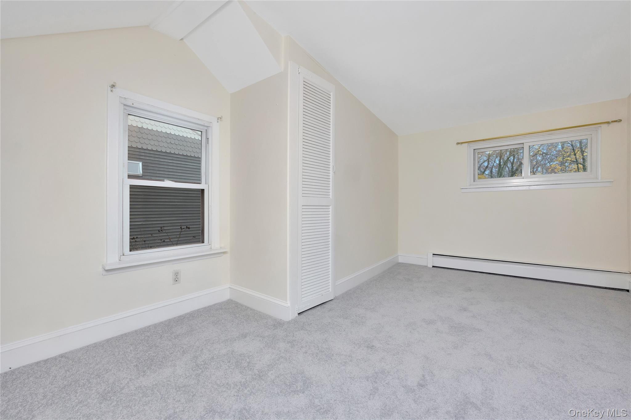 35 Andrew Avenue, Islip Terrace, NY 11752