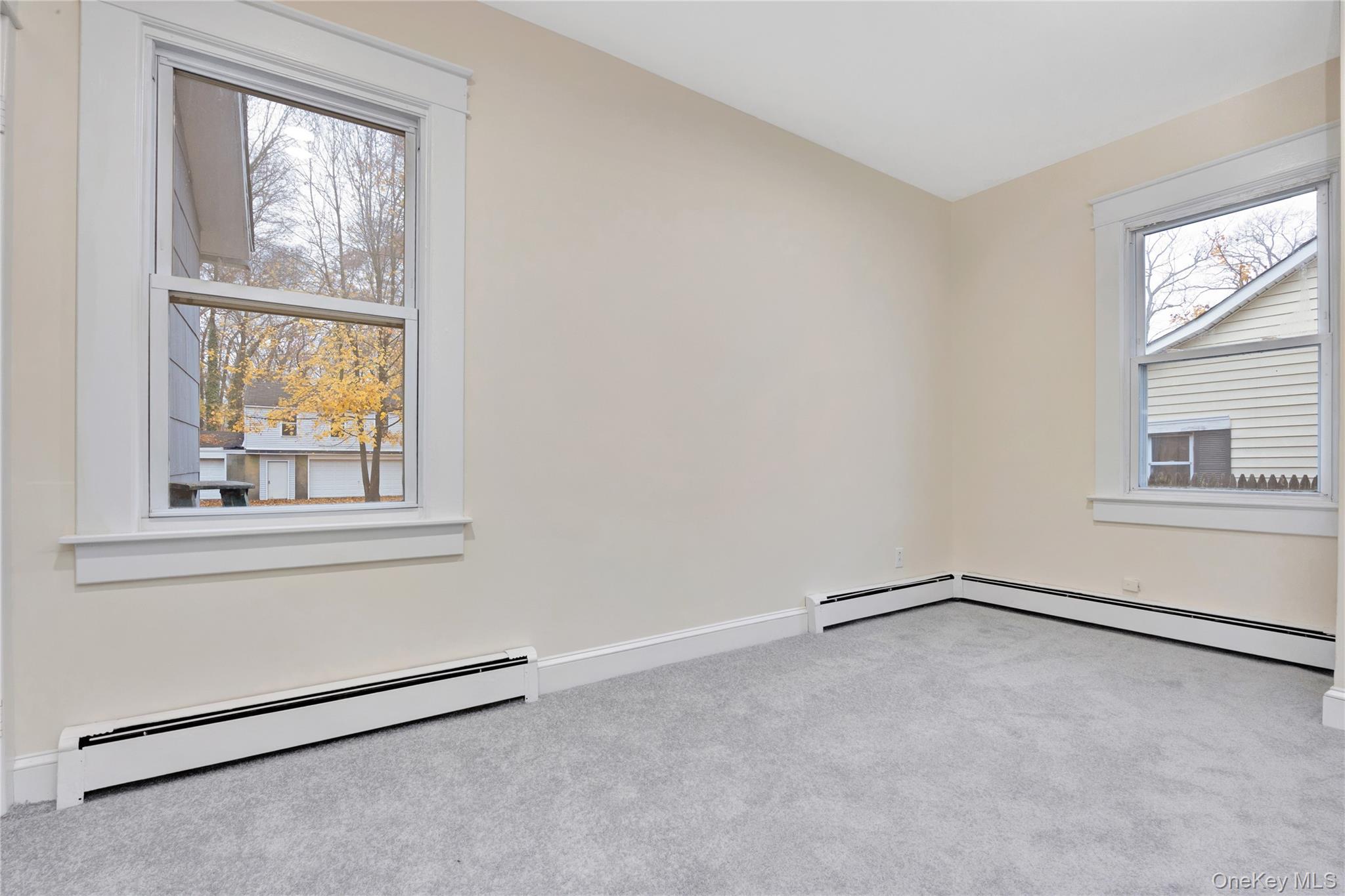 35 Andrew Avenue, Islip Terrace, NY 11752