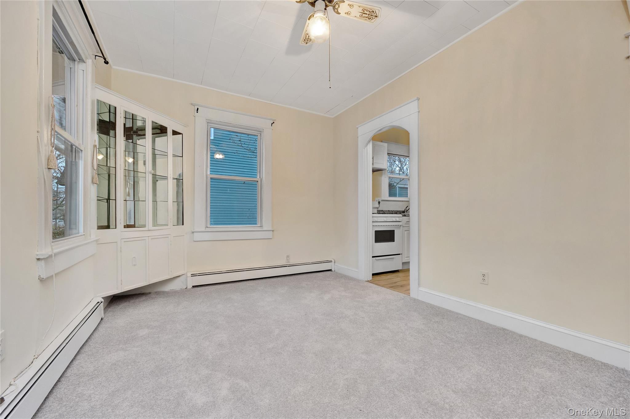 35 Andrew Avenue, Islip Terrace, NY 11752