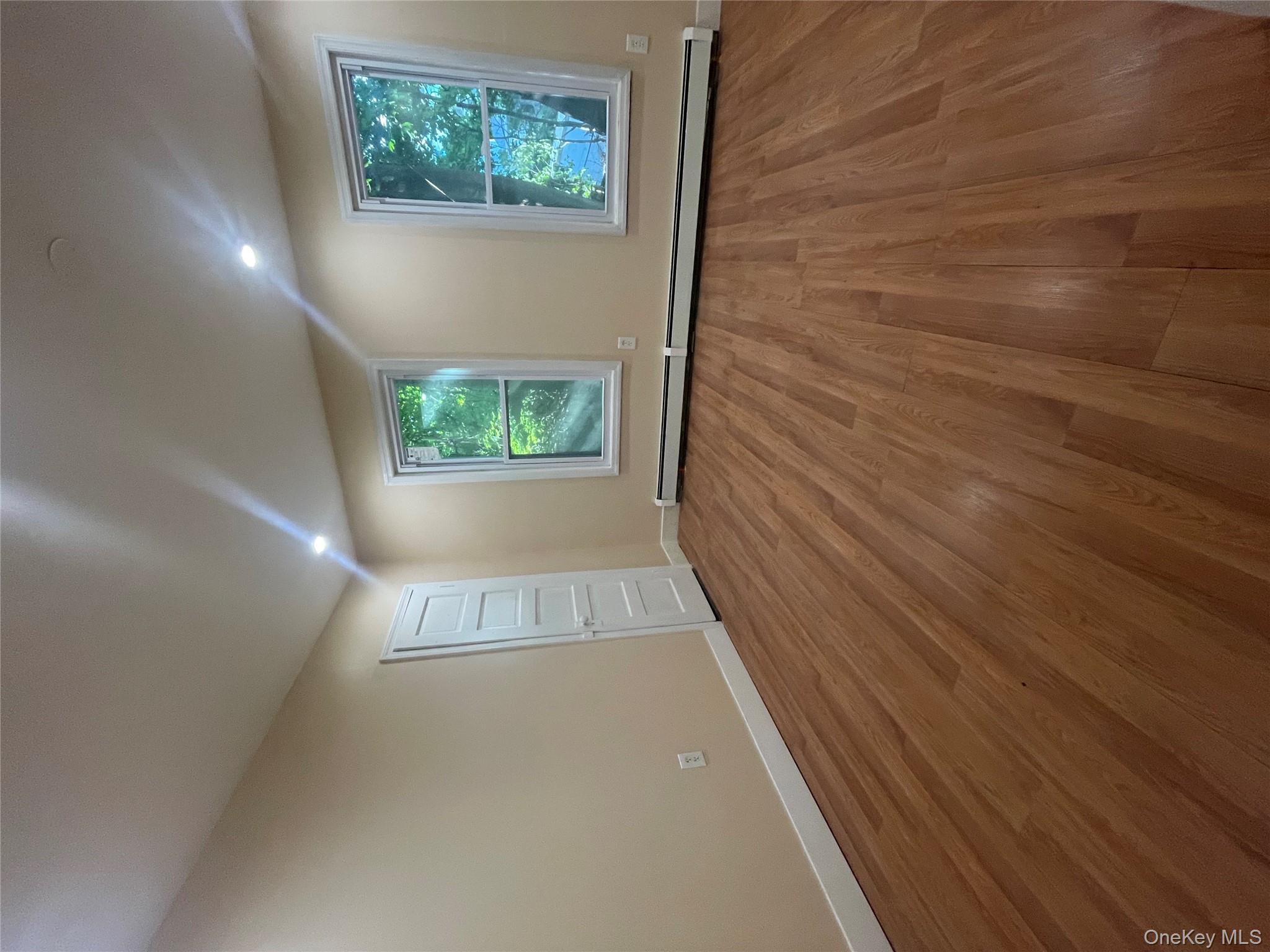 27 poplar Street # 1st Floor, Call Listing Agent, CT 06708