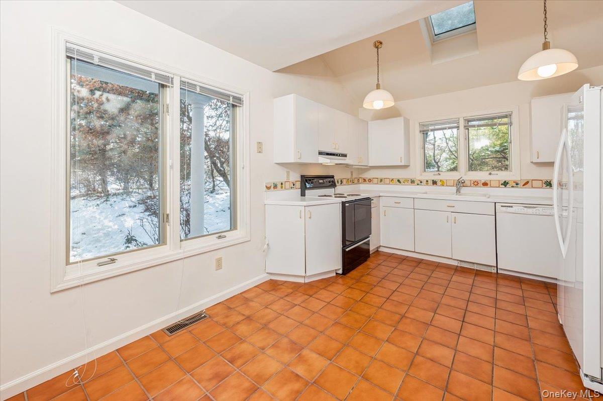 65 Clarewood Drive # 65, Hastings-on-Hudson, NY 10706