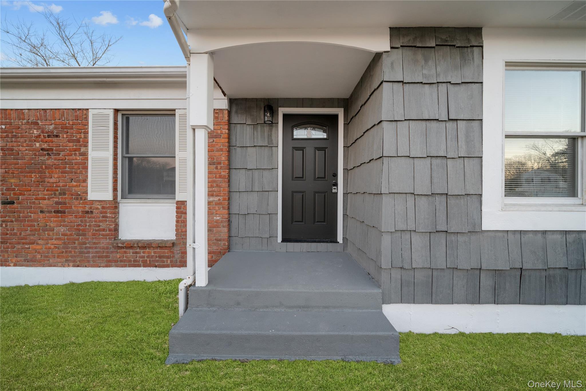 4 Julie Lane, Selden, NY 11784