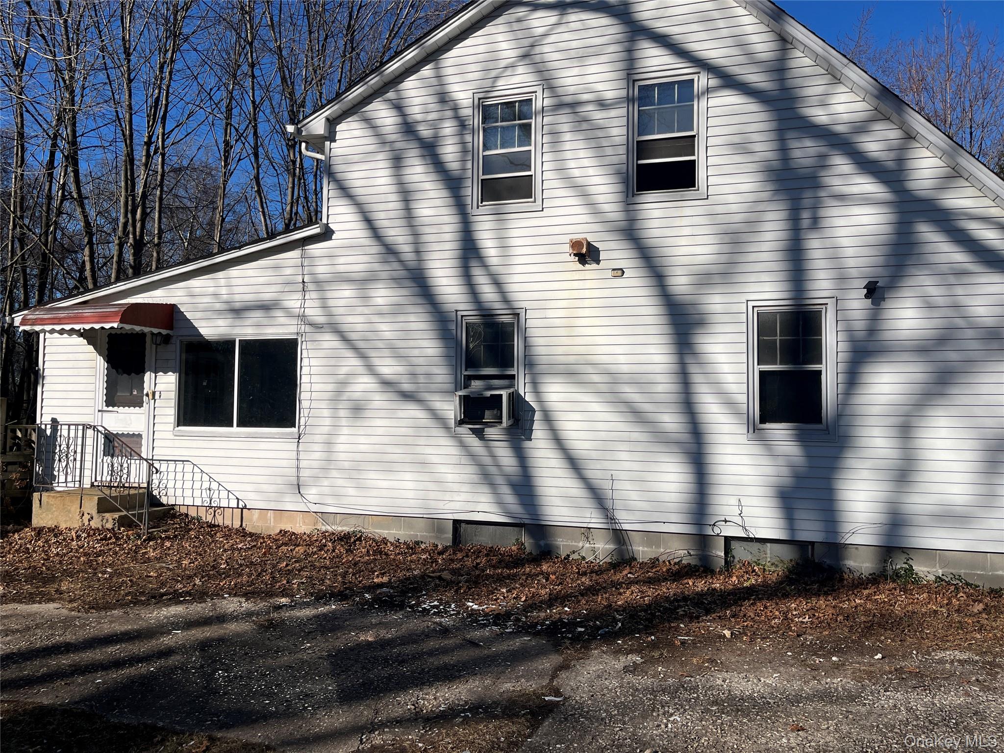 249 Revilo Avenue, Shirley, NY 11967