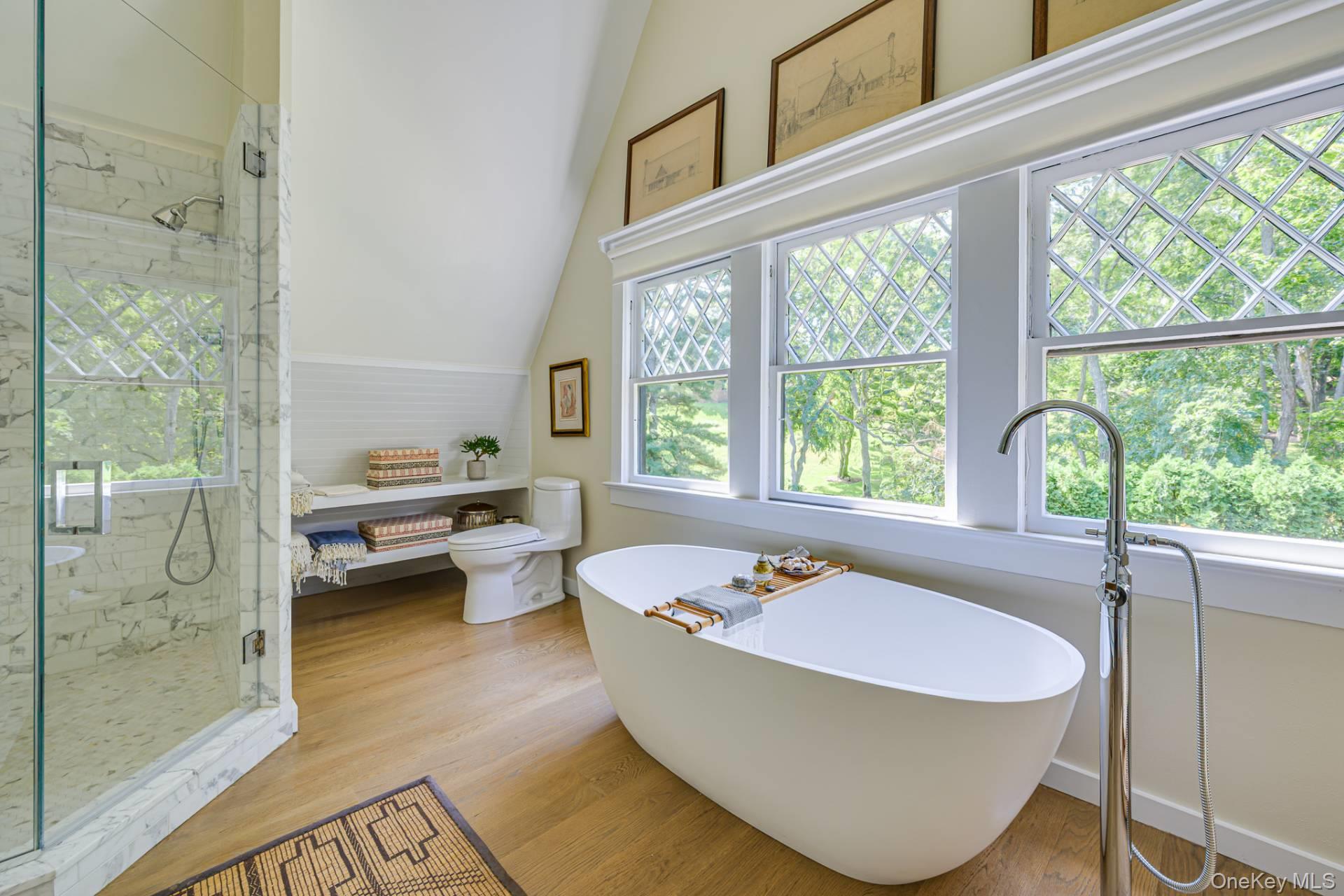 41 Eastway Drive, Southampton, NY 11968