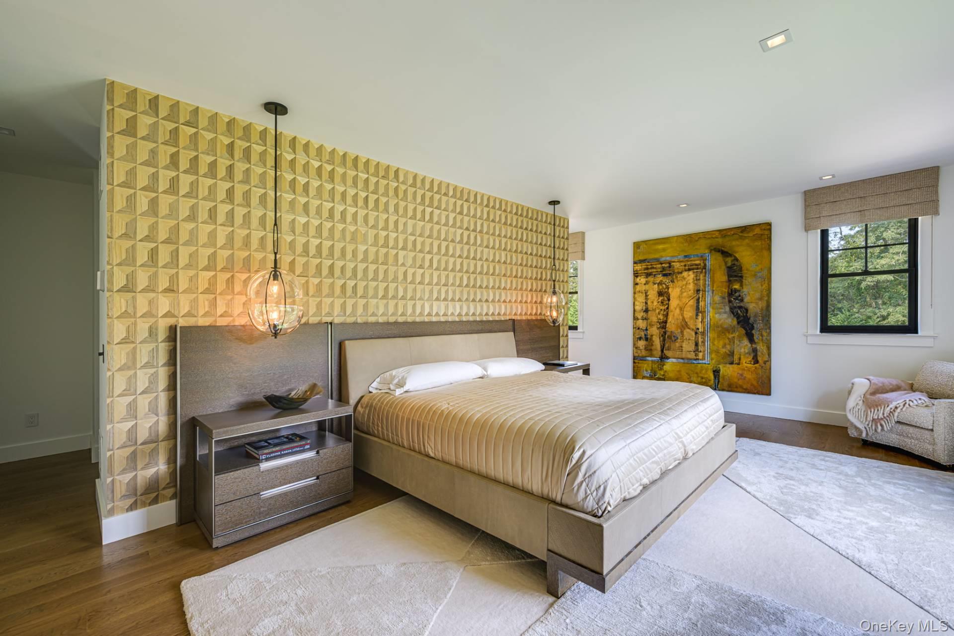 41 Eastway Drive, Southampton, NY 11968