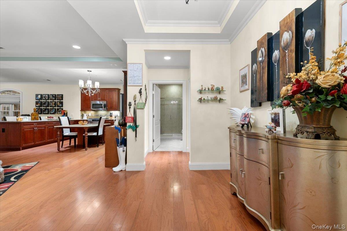 365 Trotting Lane, Westbury, NY 11590