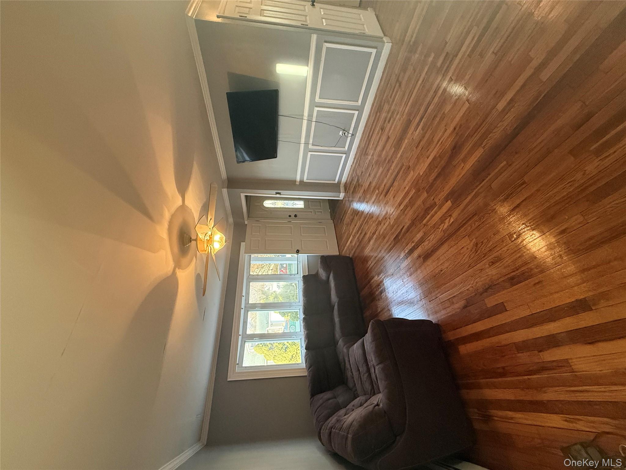 152 Gracie Drive, North Babylon, NY 11703