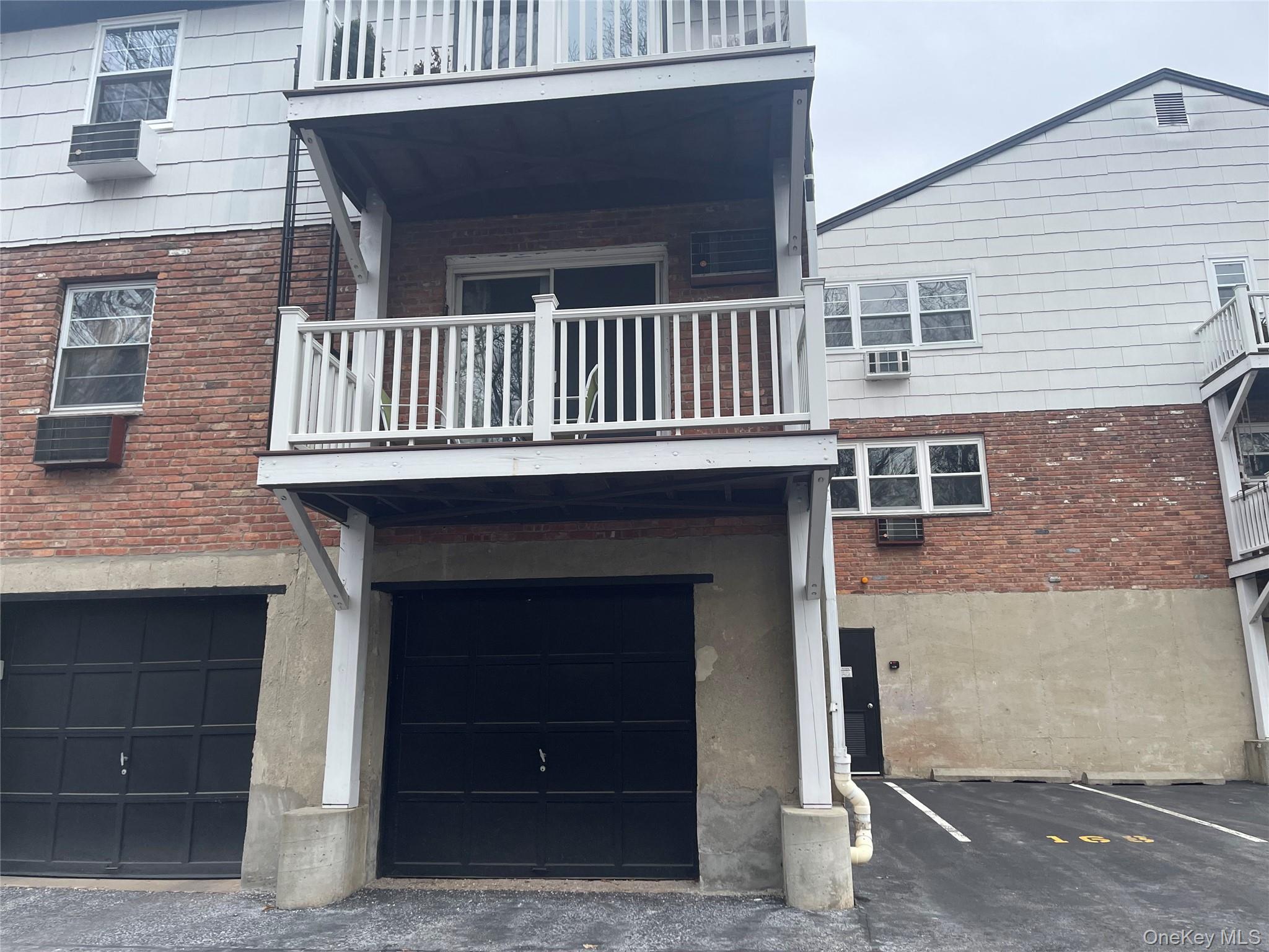 77 Parkside Drive, Suffern, NY 10901