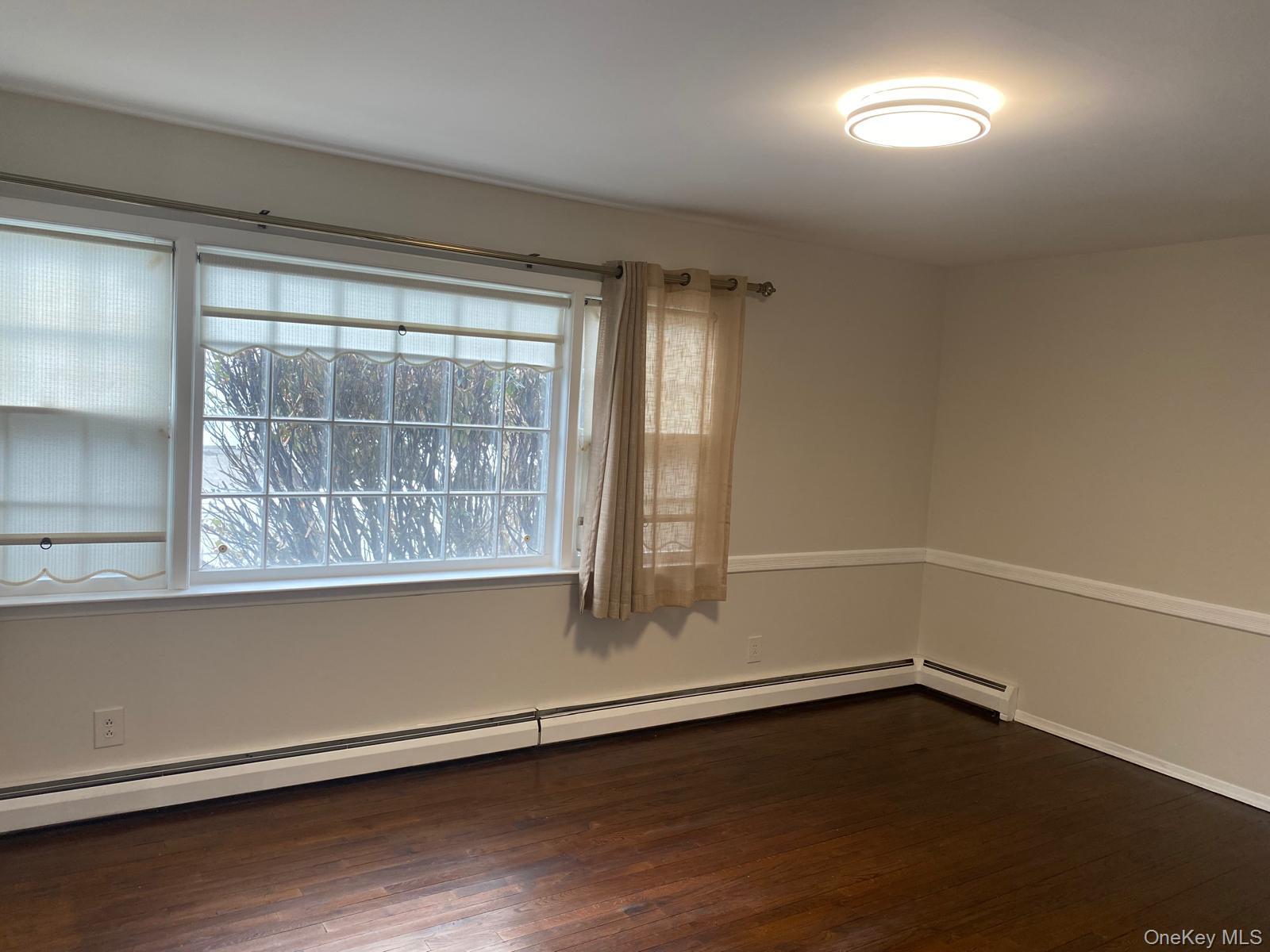 100 Kings Avenue, Atlantic Beach, NY 11509