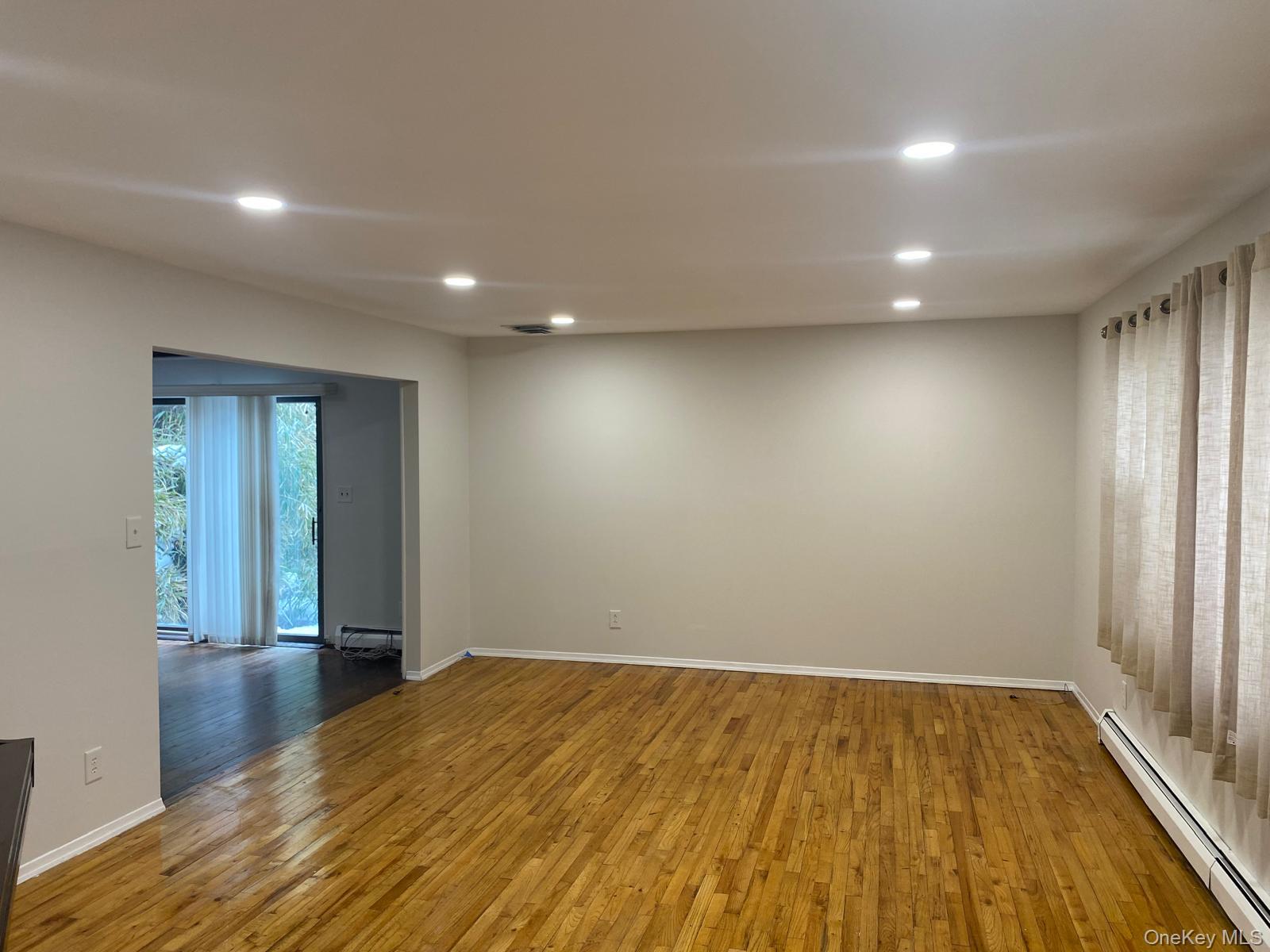 100 Kings Avenue, Atlantic Beach, NY 11509