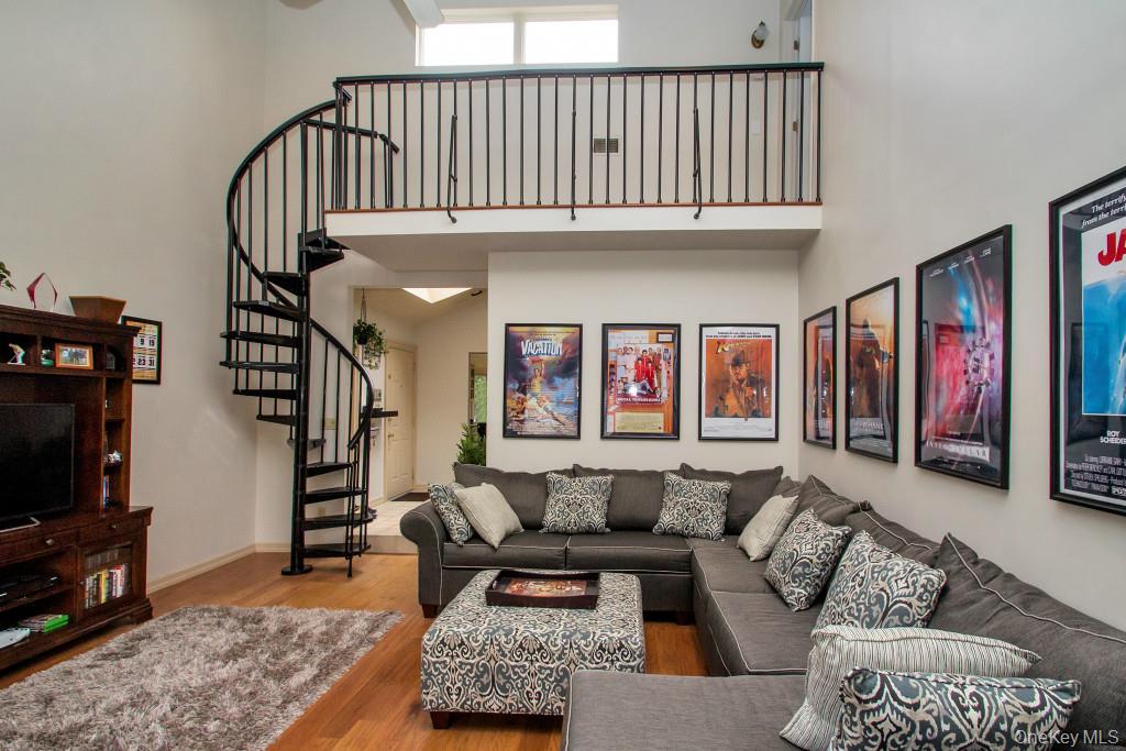 84 Kristin Lane, Hauppauge, NY 11788