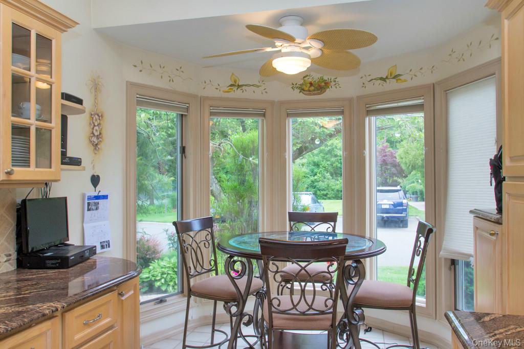 84 Kristin Lane, Hauppauge, NY 11788