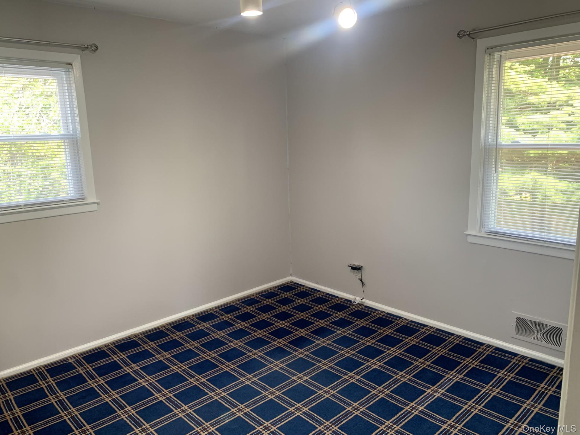 220 Jackson Place, Hewlett, NY 11557