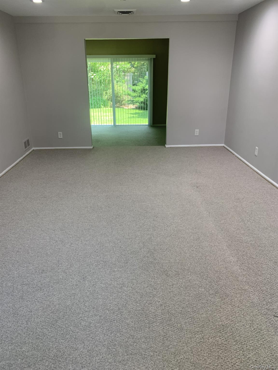 220 Jackson Place, Hewlett, NY 11557