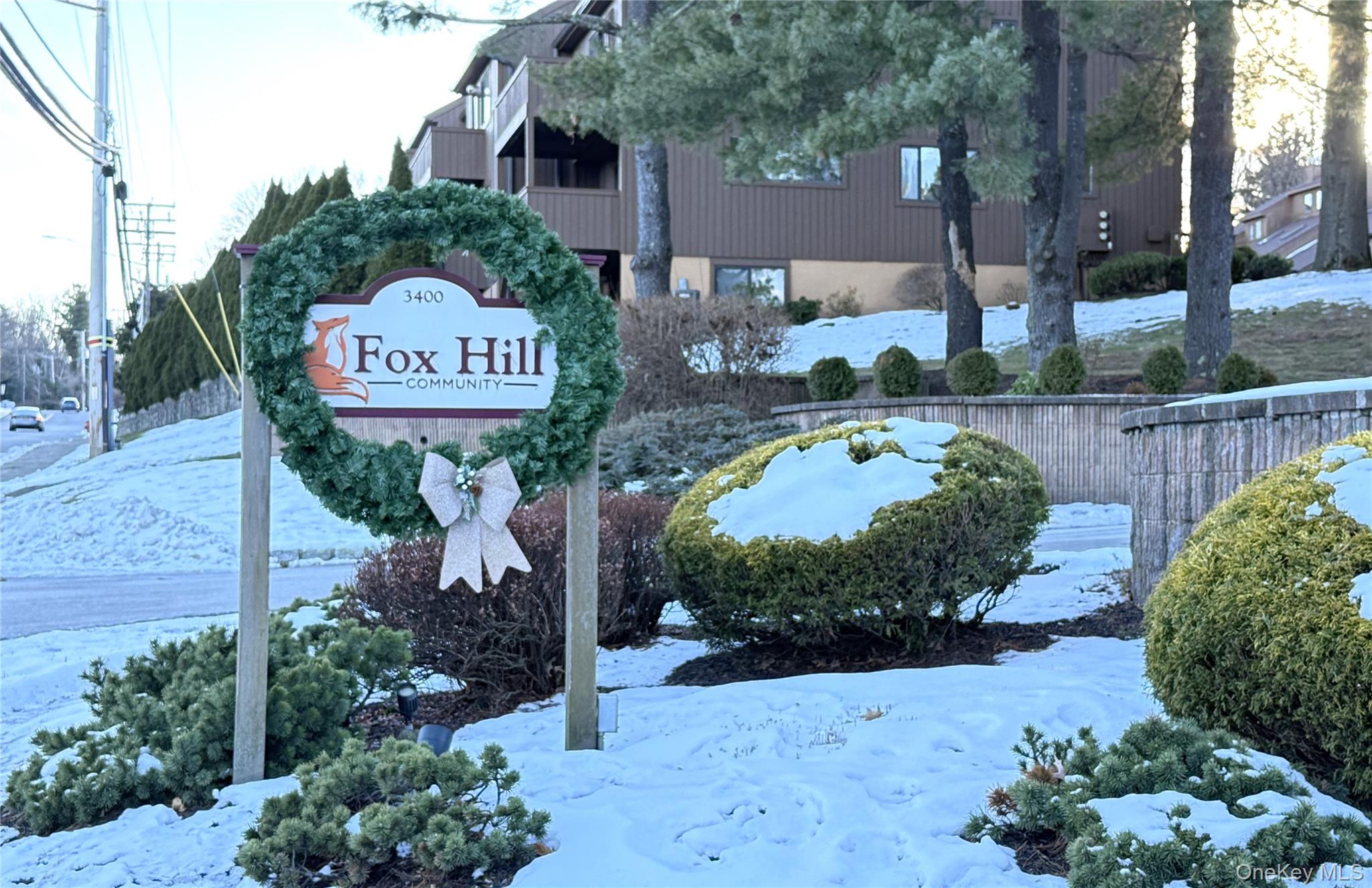 1801 Holly Walk, Poughkeepsie, NY 12603