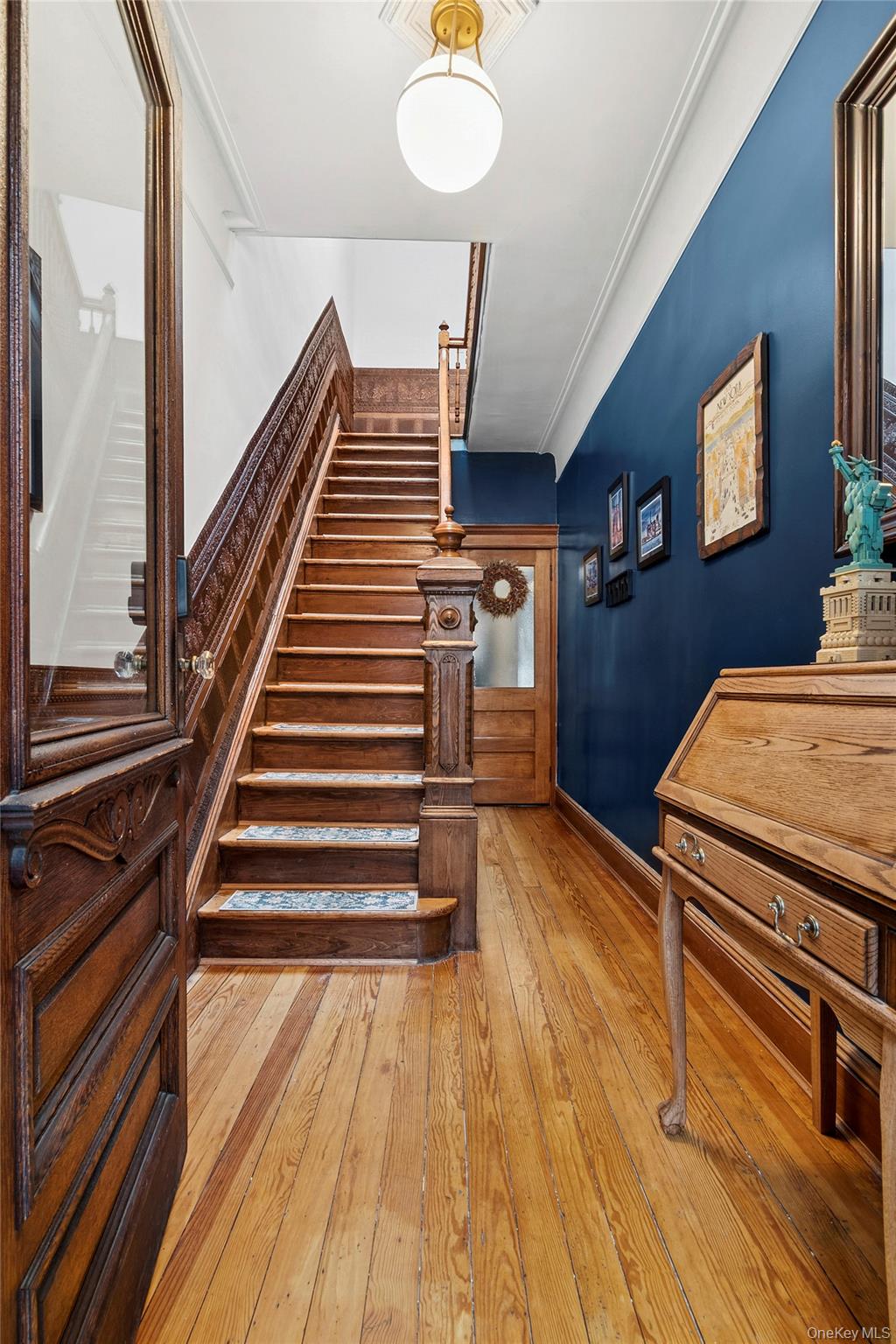 16-16 Putnam Avenue, Ridgewood, NY 11385