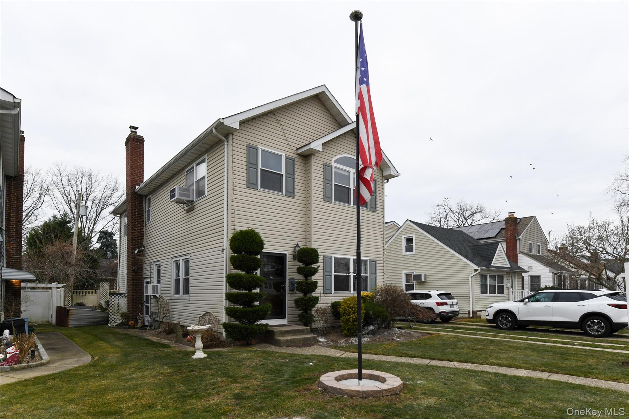 2688 Rosebud Avenue, Merrick, NY 11566