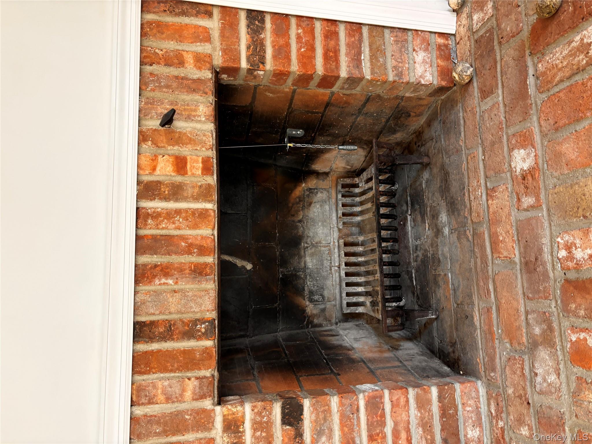 67 Turkey Lane, Cold Spring Harbor, NY 11724