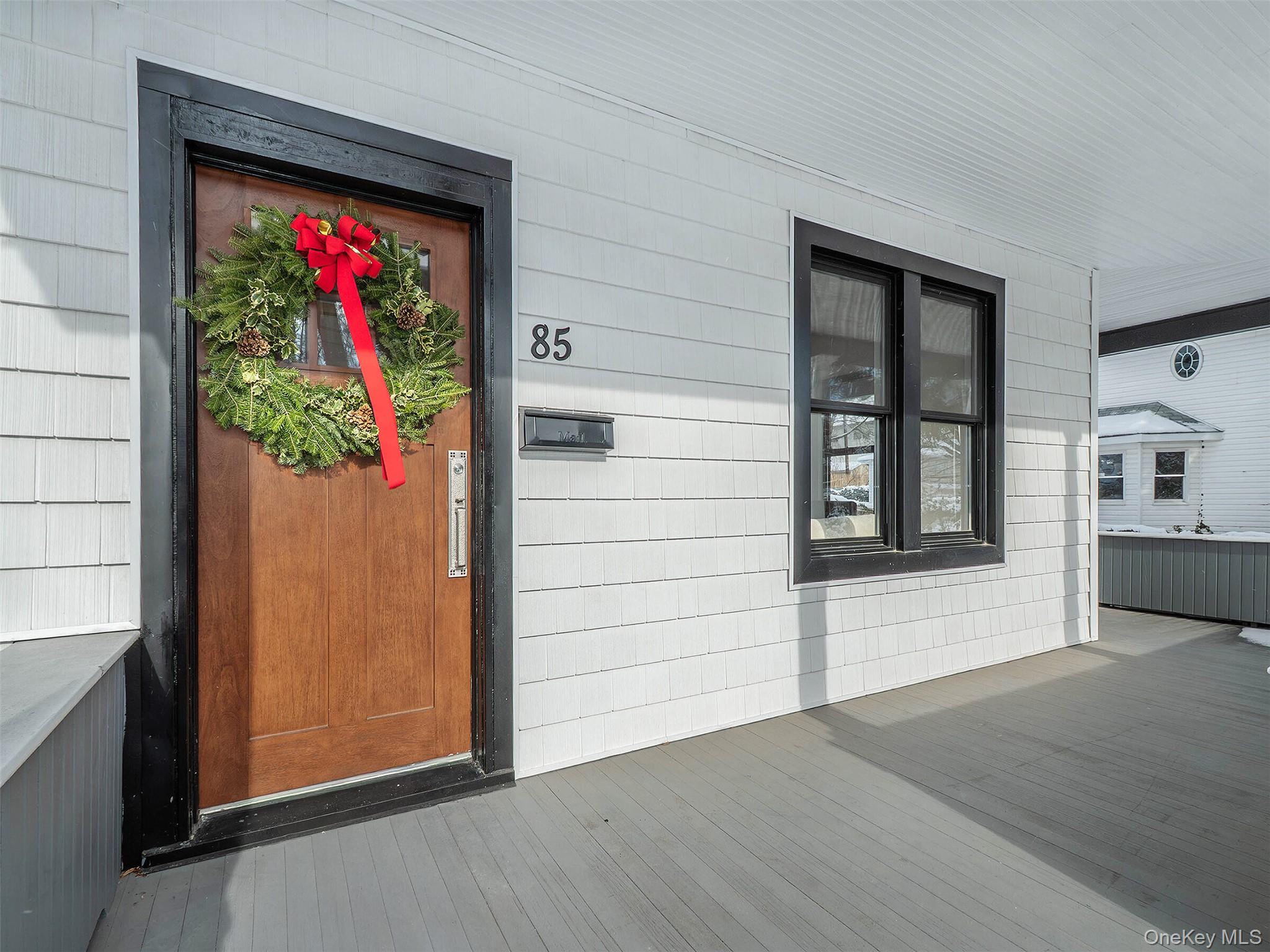 85 Webster Avenue, Port Washington, NY 11050