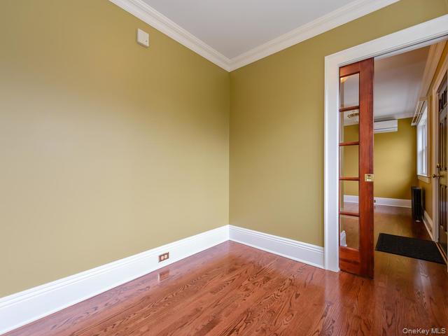 35 Birch Street, Locust Valley, NY 11560