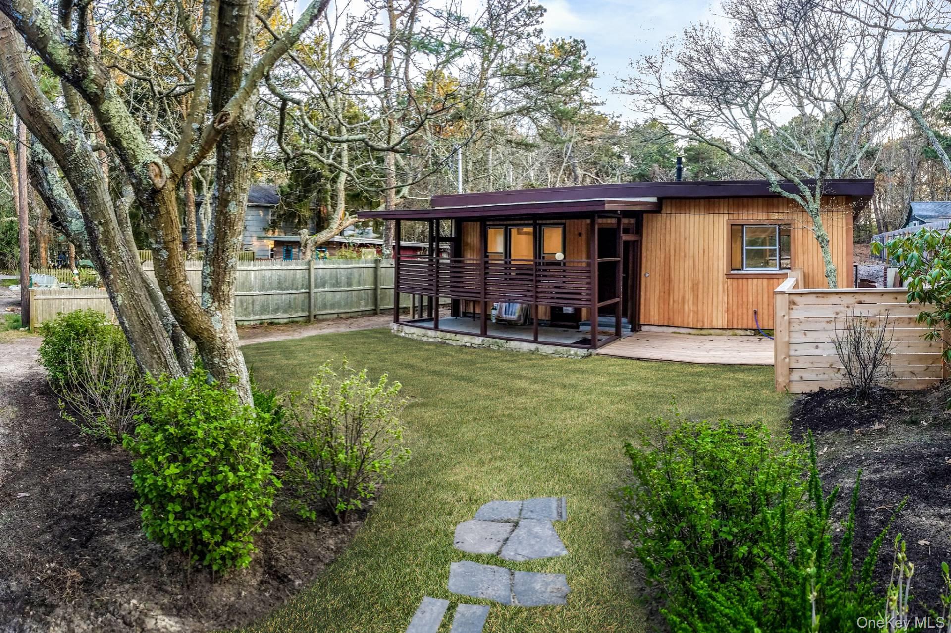 35 Mulford Lane, East Hampton, NY 11930