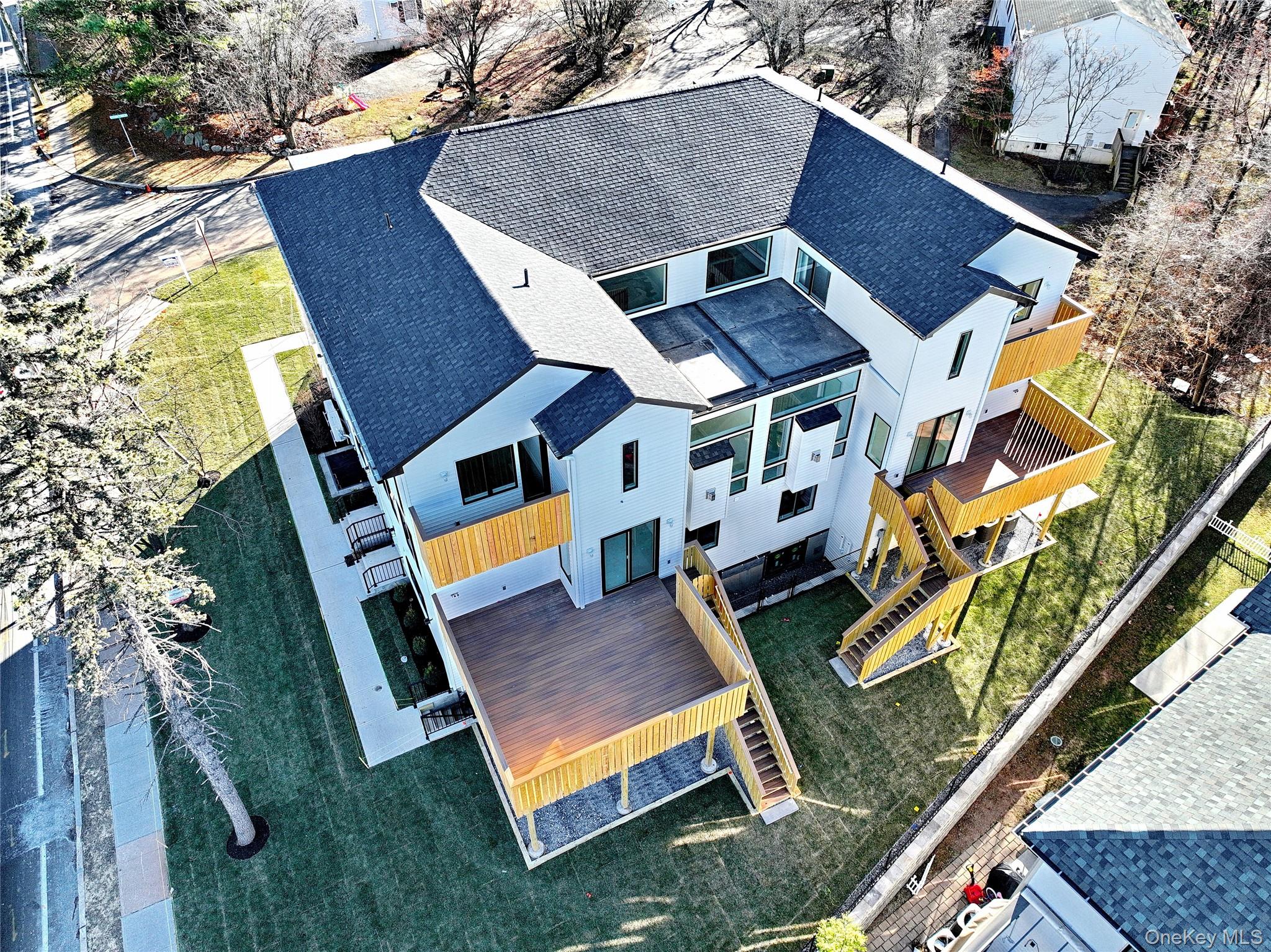 1 Dykstras Way W # 202, Monsey, NY 10952