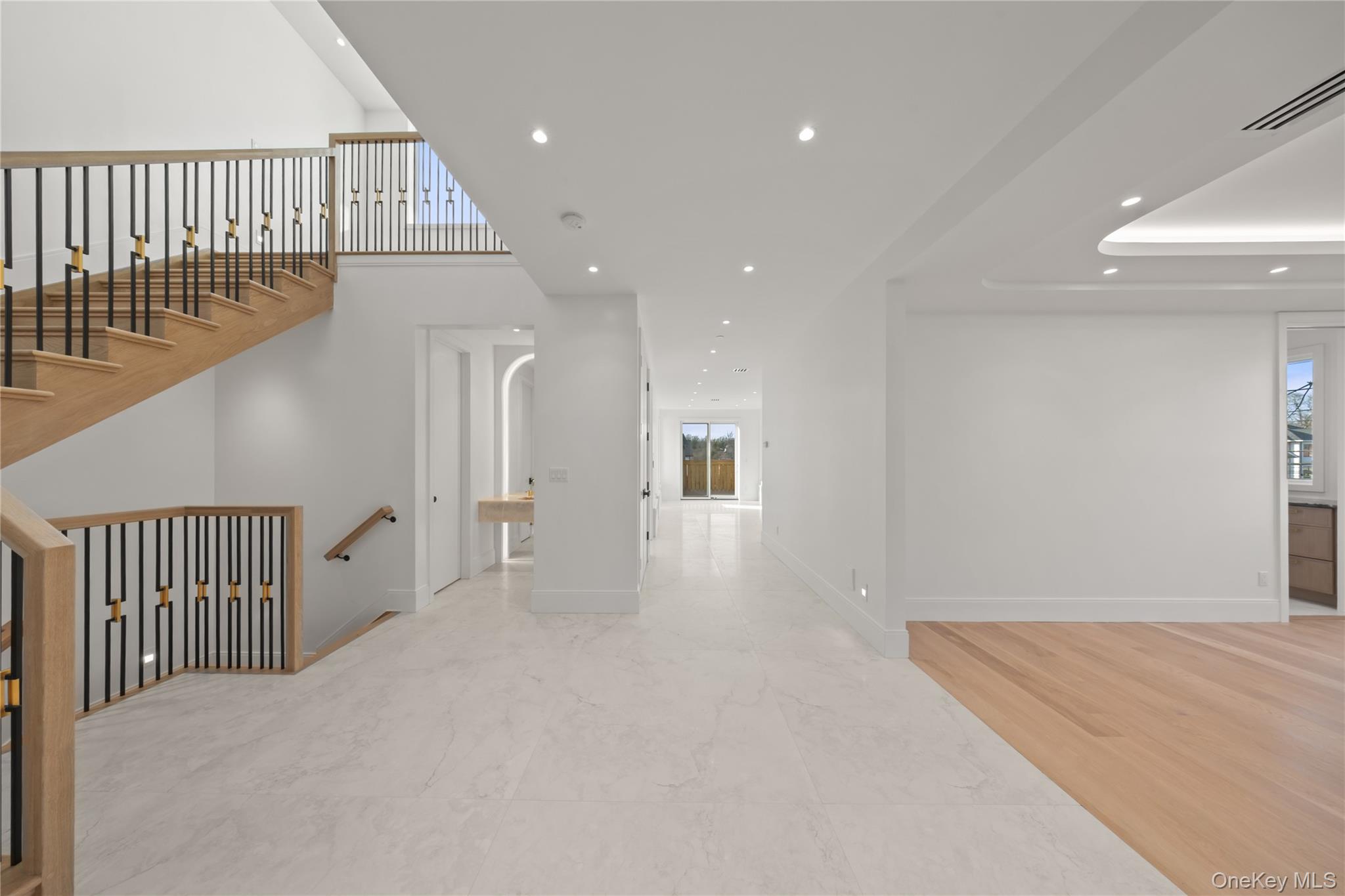 1 Dykstras Way W # 202, Monsey, NY 10952