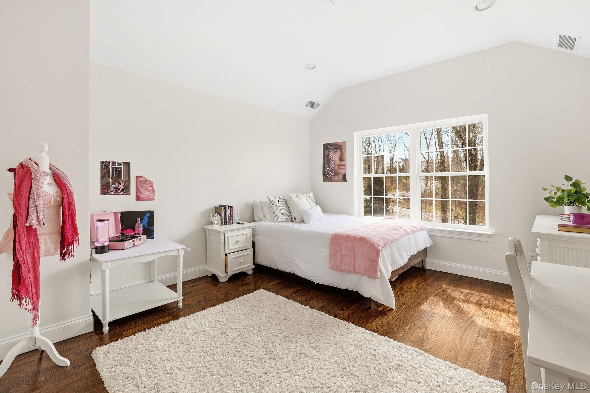 5 Morning View Court, Chappaqua, NY 10514