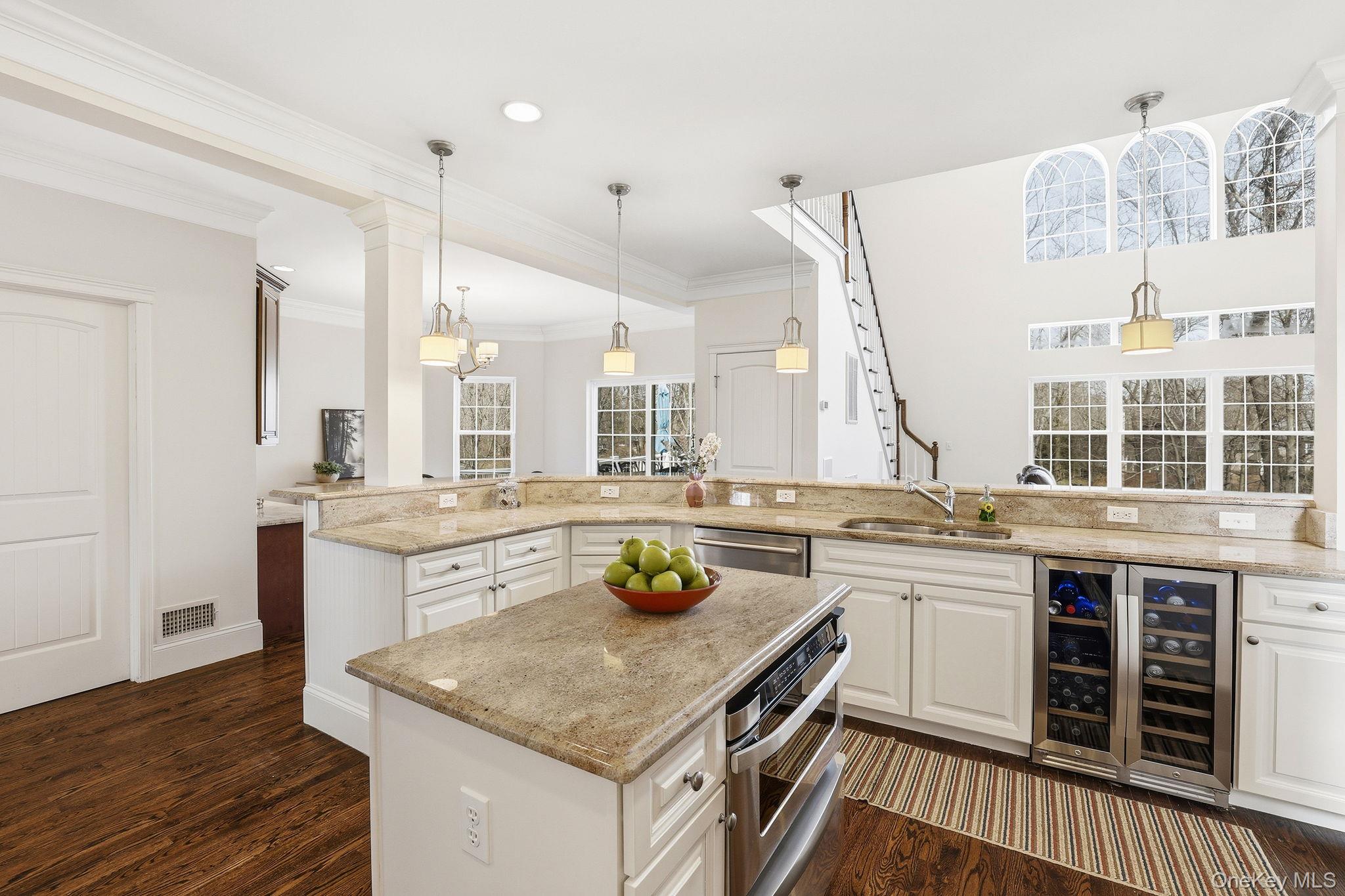 5 Morning View Court, Chappaqua, NY 10514