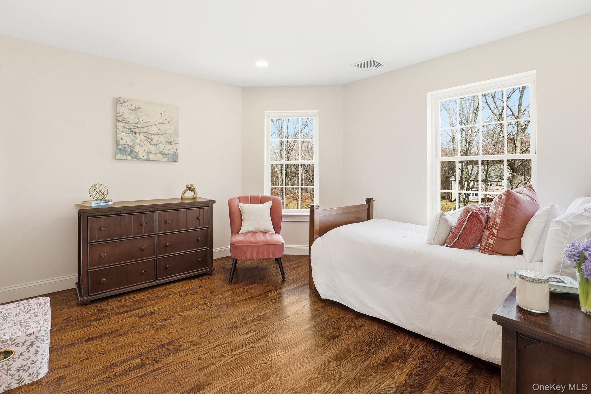 5 Morning View Court, Chappaqua, NY 10514