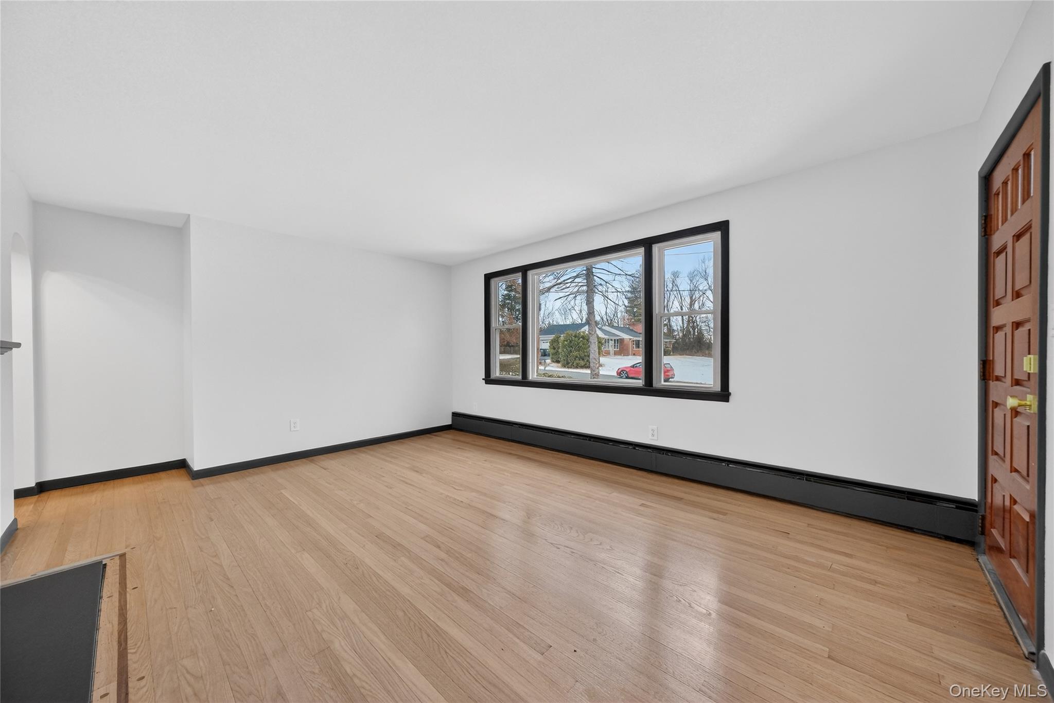 7 Leonard Avenue, Newburgh, NY 12550